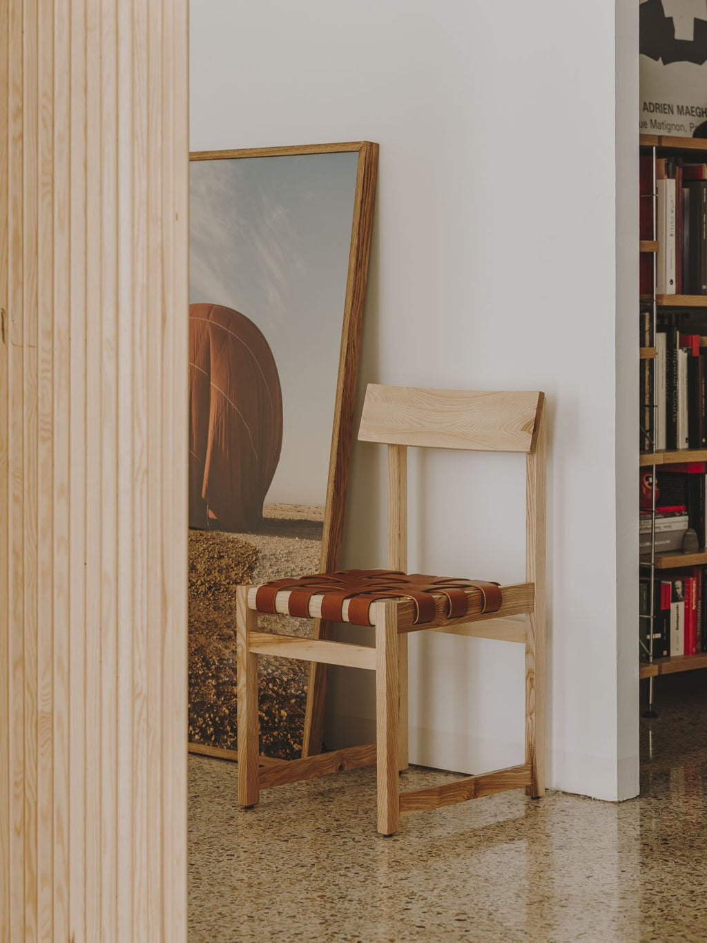 Tiracord chair in a room